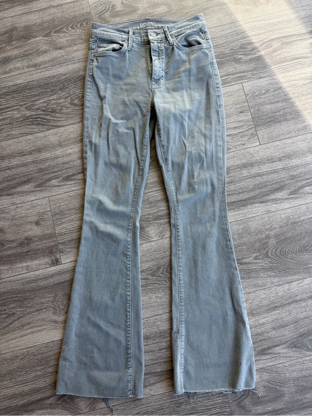 MOTHER Women's Light Wash Flare Jeans